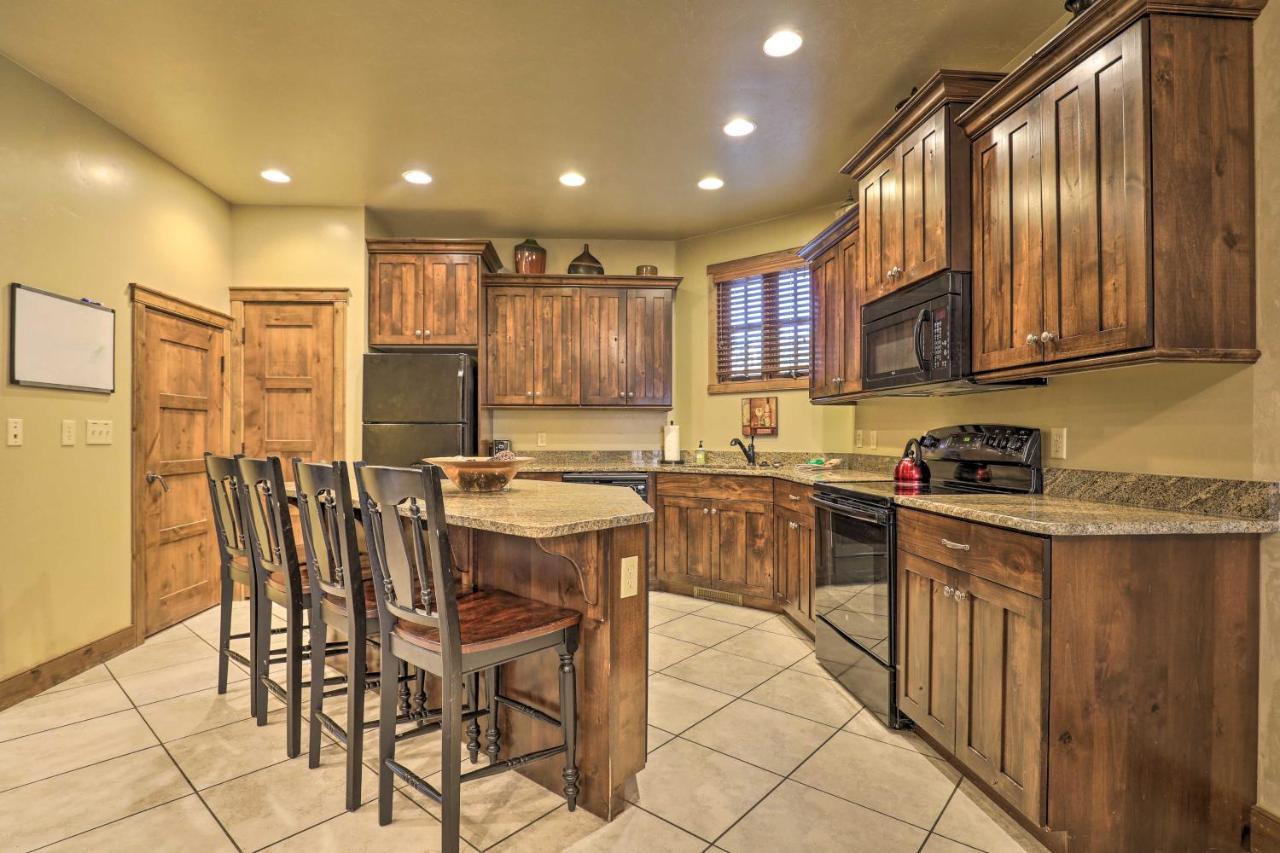 Luxurious Cedar City Getaway 32 Mi To Brian Head! Exterior photo